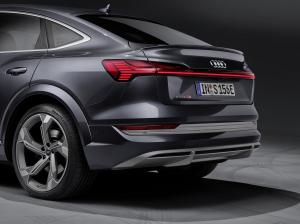 Audi e-tron S Sportback 2020 года  (WW)